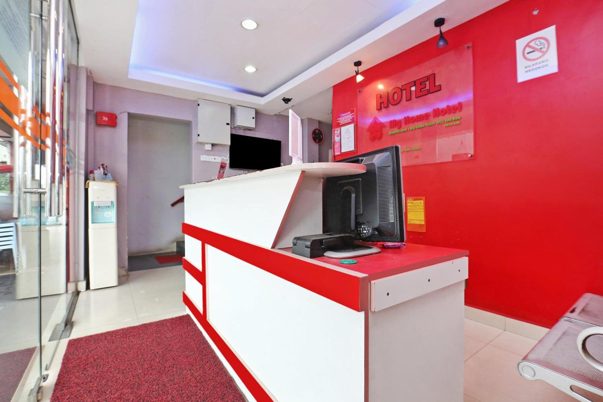 Oyo 89654 My New Home Hotel Gua Musang Buitenkant foto